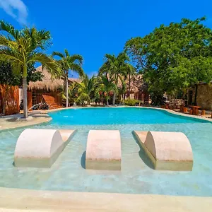 4* Hotel Xhule Boutique